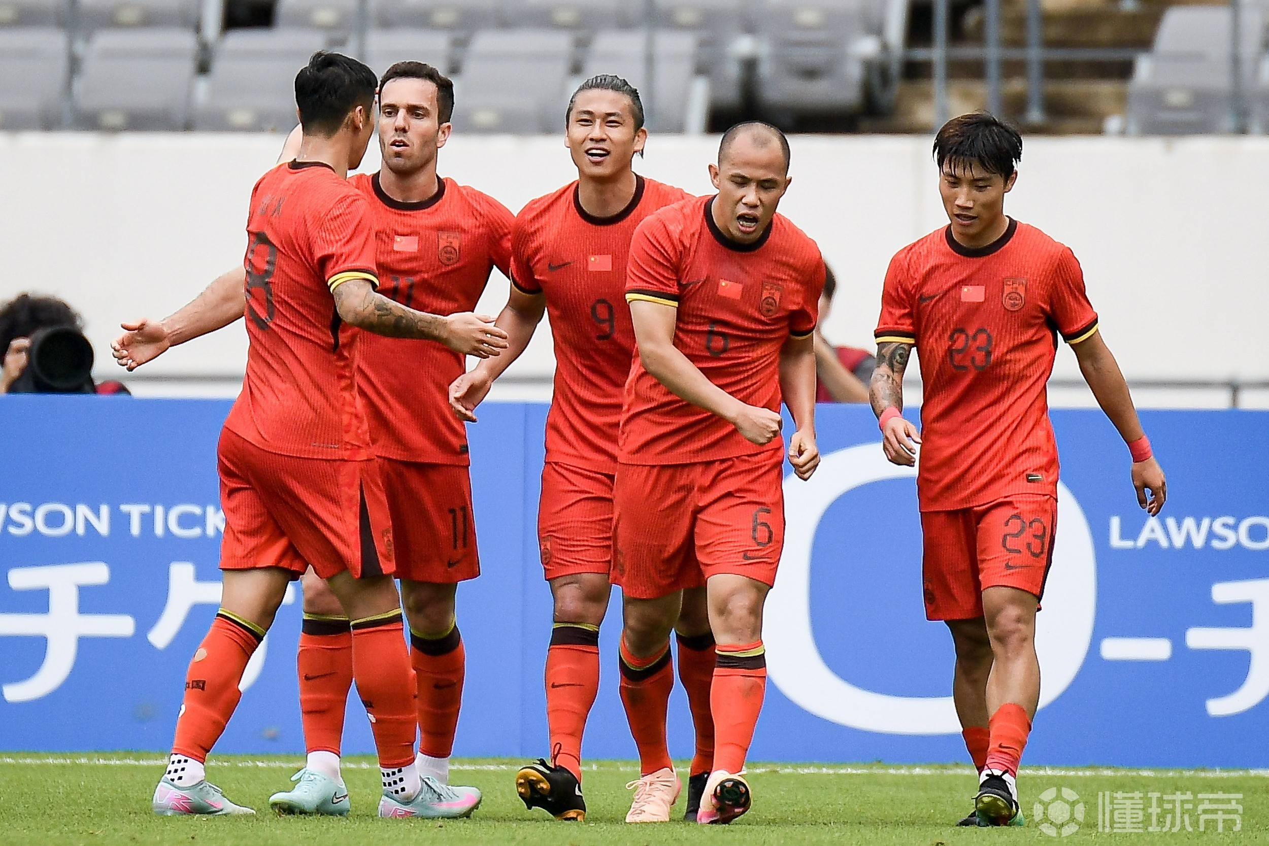 转折点纽卡斯尔回应争议，中超窗口期攻防权衡，态度坚定，身体对抗强度拉满的简单介绍-开云在线